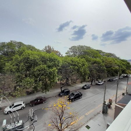 Departamento Centrico Plaza Alvarado Con Cochera Salta Dış mekan fotoğraf
