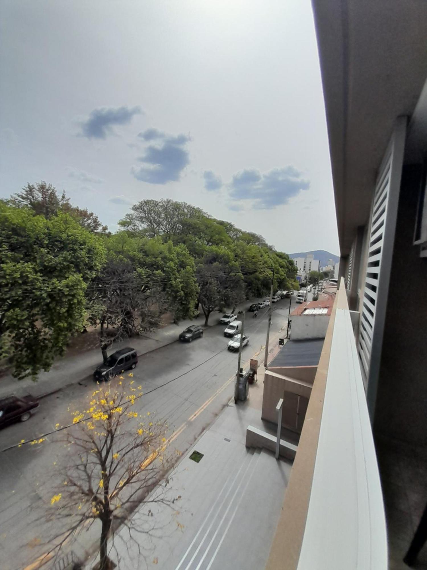 Departamento Centrico Plaza Alvarado Con Cochera Salta Dış mekan fotoğraf